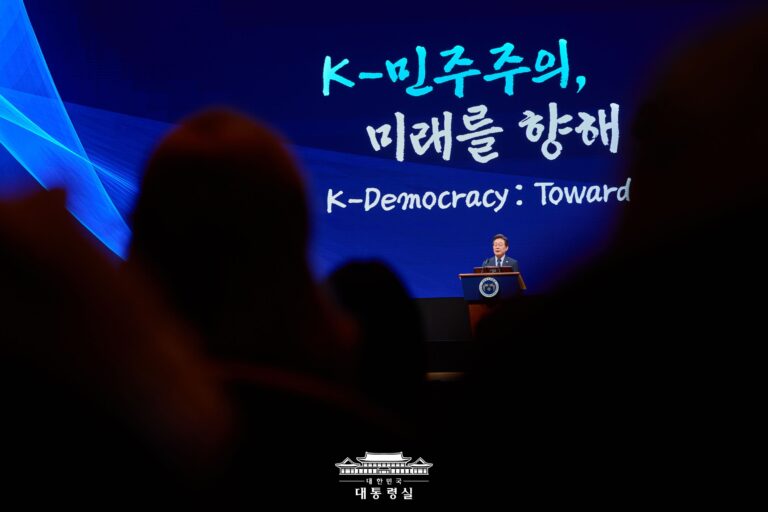 정명(正名)의 정치: 민주당 너마저…