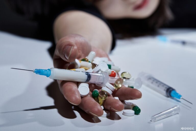 도파민 사회의 여성 중독자
