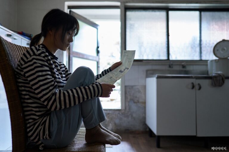 “신청주의는 잔인한 제도”: 가난한 사람들에 대한 복지제도는 왜 이리도 복잡하고 까다로운가?