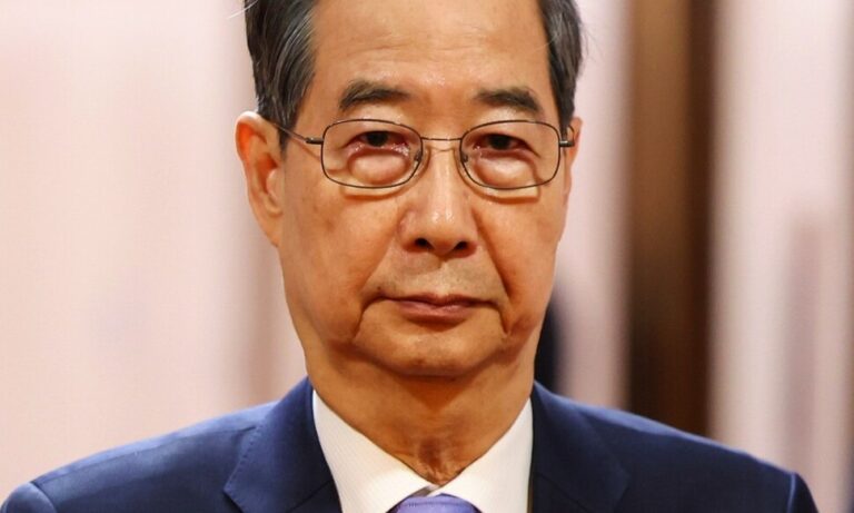 한덕수가 “나도 반대해요” 속삭였다: 슬로우레터 11월11일.