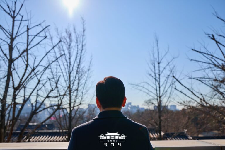 트럼프가 베네수엘라 공격한 다음날, 시진핑이 이재명에게 던지는 복잡한 제안: 슬로우레터 1월5일.