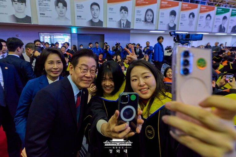 시장을 이기는 정부? 다주택자 잡으니 갈아타기 종착지 강남 집값부터 빠진다: 슬로우레터 2월23일.