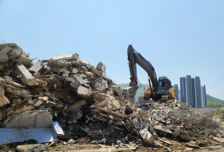 주택 8만7천 호 ‘순증’ vs. 12만6천 호 ‘순감’, 오세훈과 최재란 중 누구 말이 맞을까?