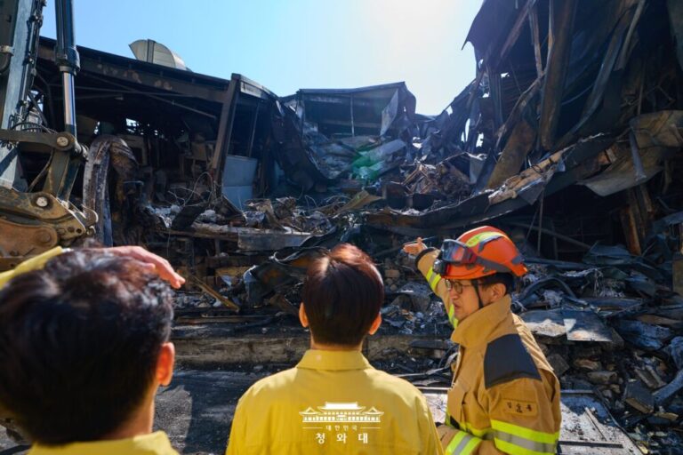 현대차 협력 공장에서 난 사고로 14명이 사망했다.