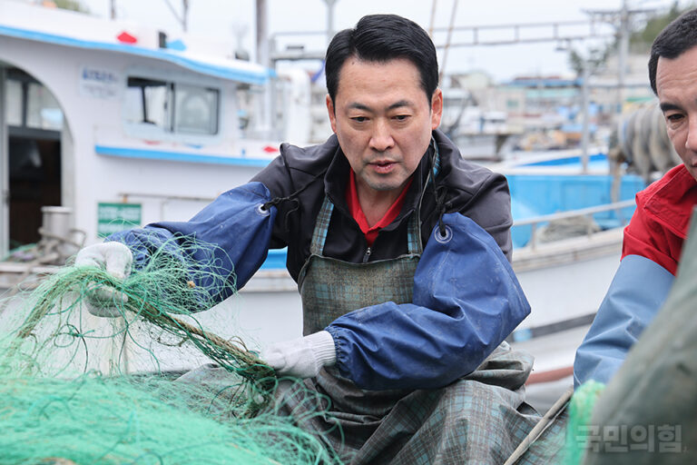 조선일보의 고민, “국민의힘 찍어 장동혁 살면 어떻게 해요”: 슬로우레터 4월23일.