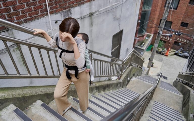 AI가 거드는 일하는 복지국가: 독일의 사회국가 2.0 개혁