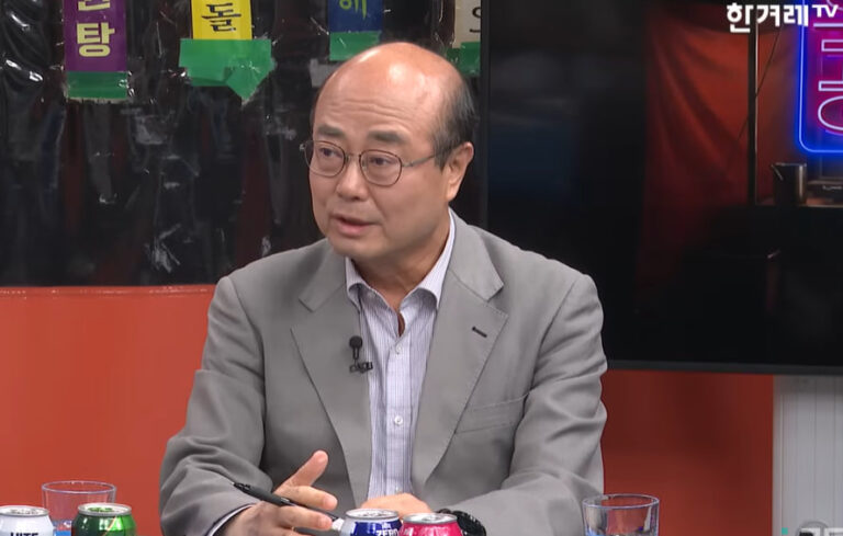한겨레 선임기자 “이재명 ‘연임 개헌’ 포기 선언해야.”