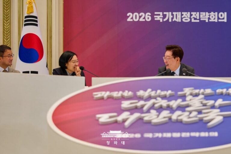 1인 1에이전트, 세계 최초 전 국민 무료 AI 올해 나온다.
