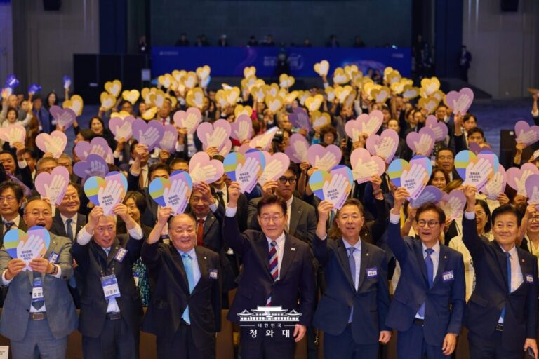 공소 취소 안 한다 하면? 조작 기소 아니라 하지 않겠나: 슬로우레터 9월4일.